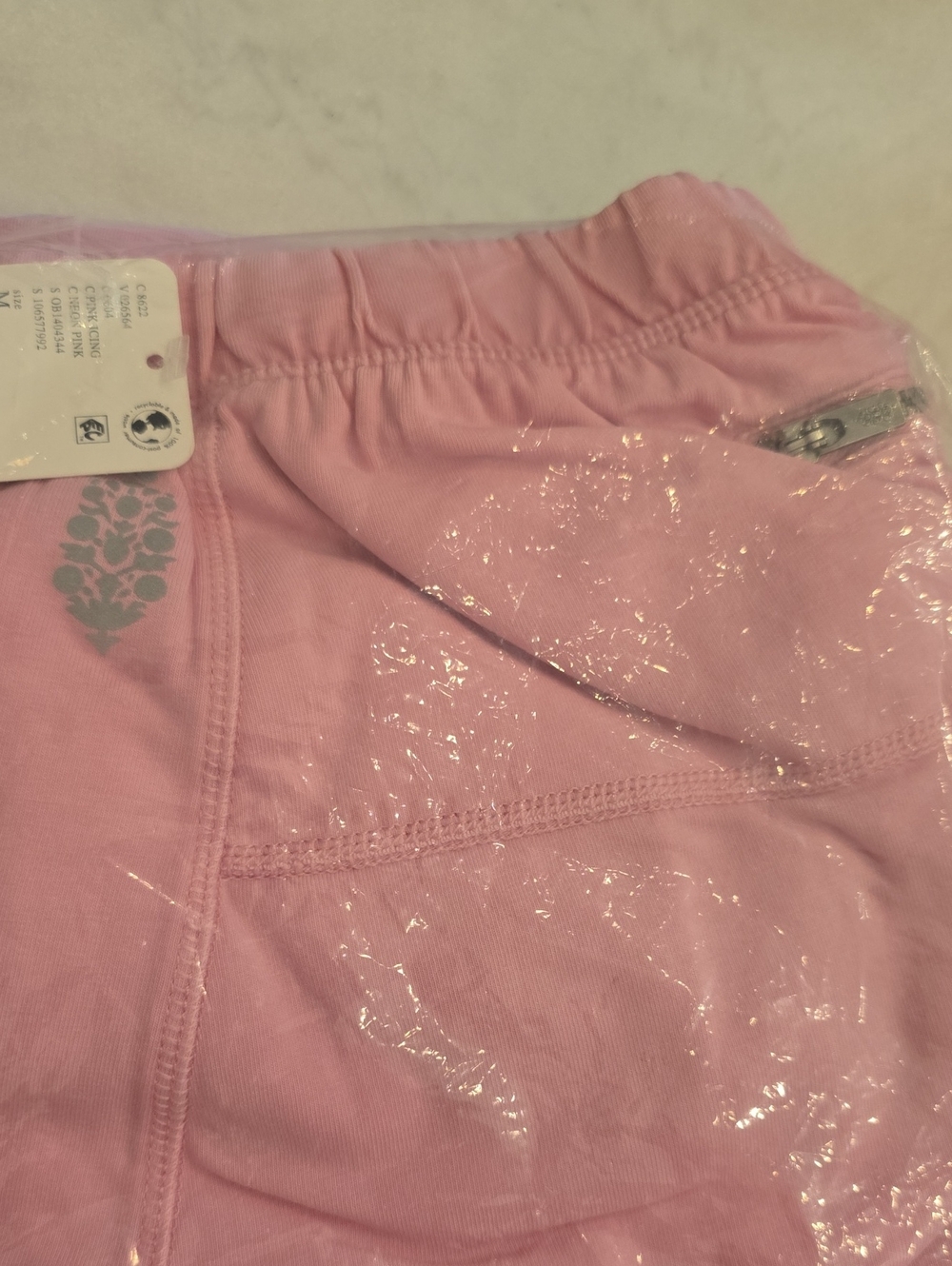 NWT FP Movement Hot Shot Pant. Neon Pink. Medium - Picture 7 of 7